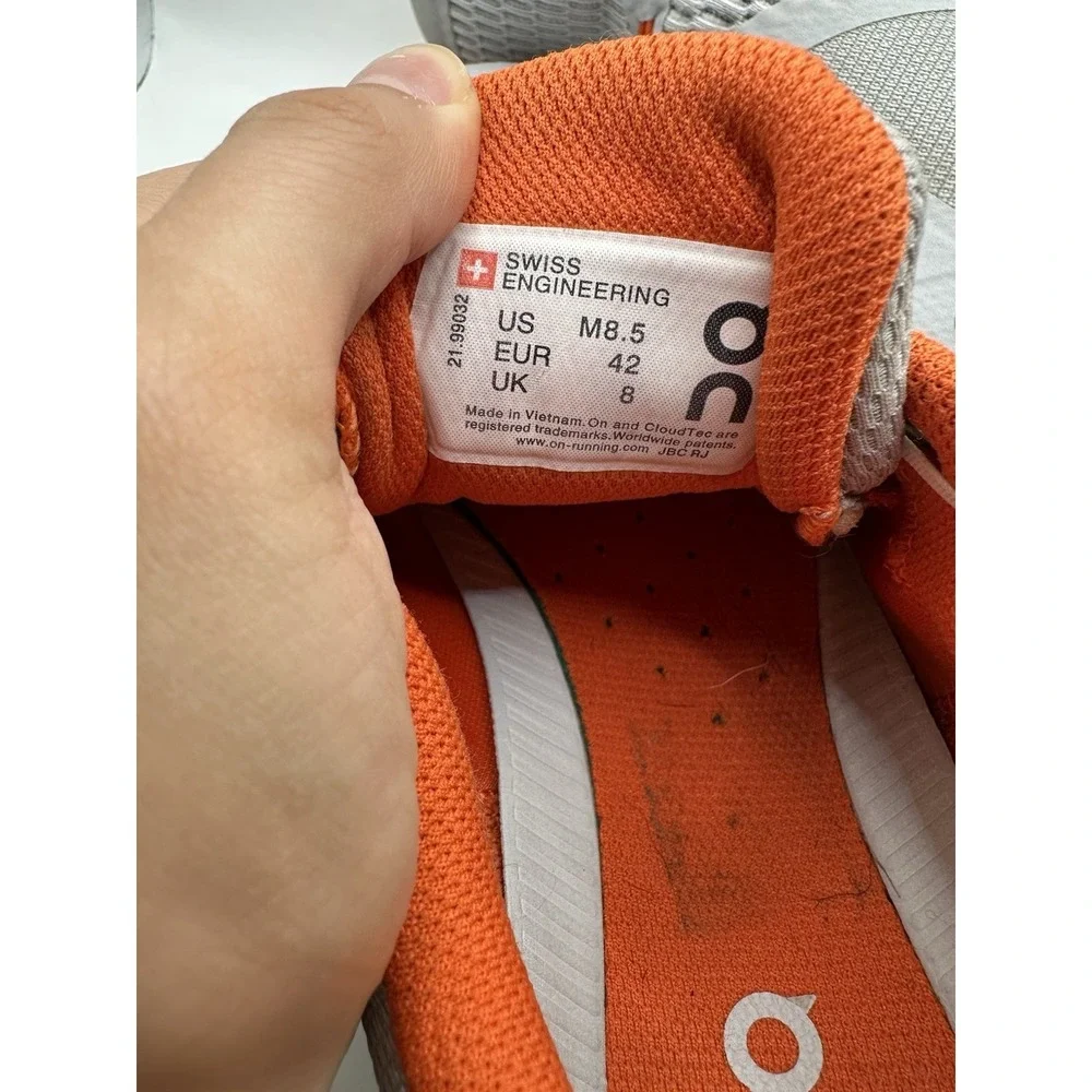 On Running Men's Cloudflyer Glacier And Flame Men's 8.5